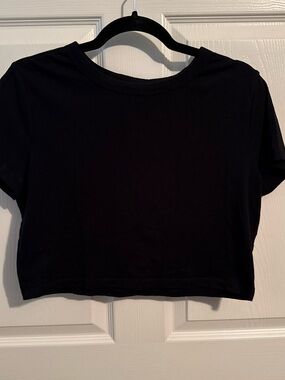 wild fable Black Cropped Tee - Short Sleeve Crop Top